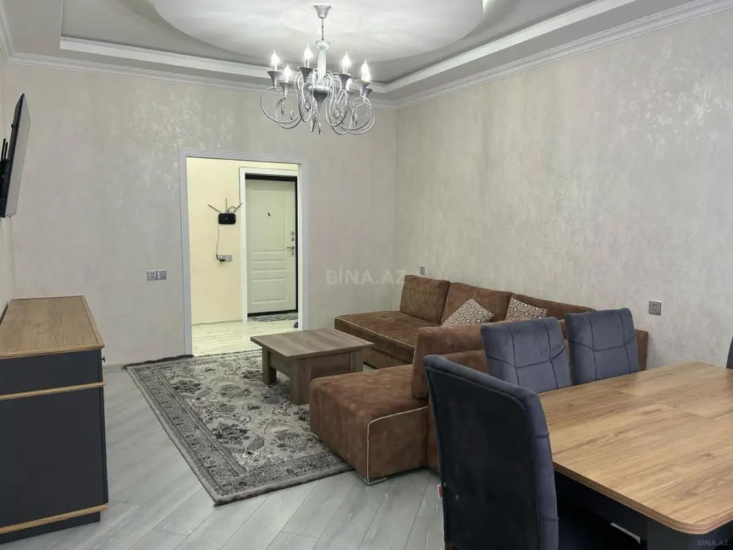 Kirayə verilir 2 otaqlı mənzil 87 m²