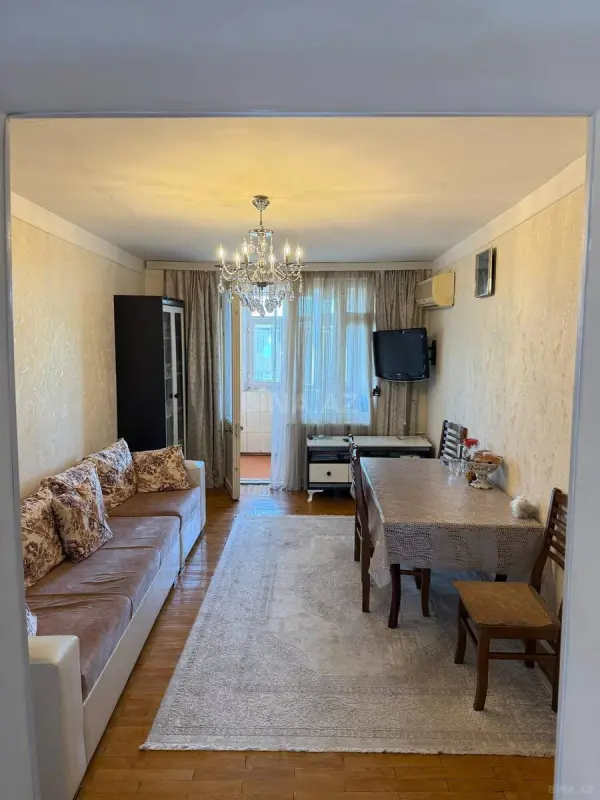 Satılır 3 otaqlı mənzil 75 m²