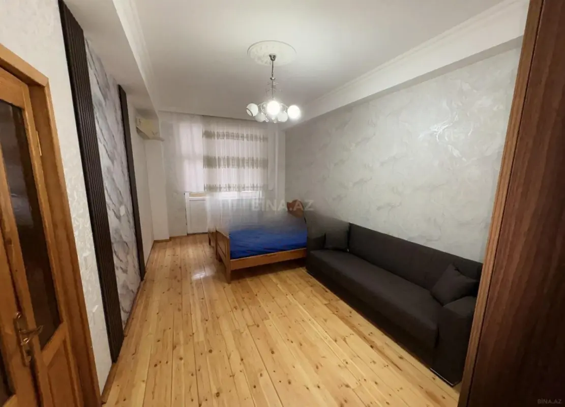 Satılır 1 otaqlı mənzil 60 m²