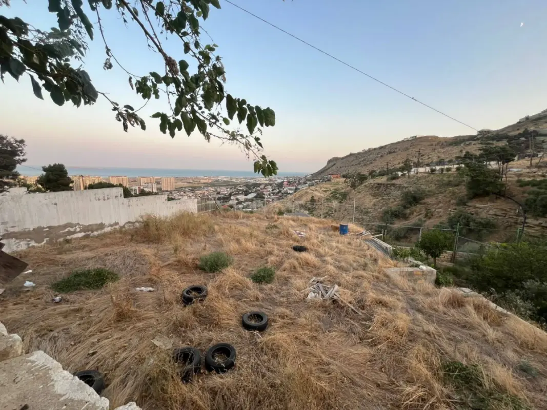 Satılır torpaq sahəsi 6 m²