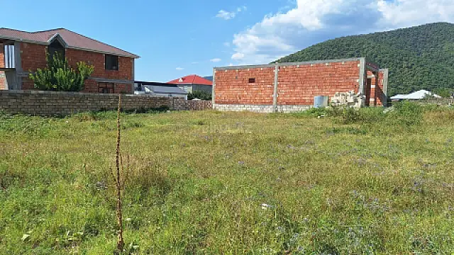 Satılır torpaq sahəsi 4 m² — Qax 4.00 m²