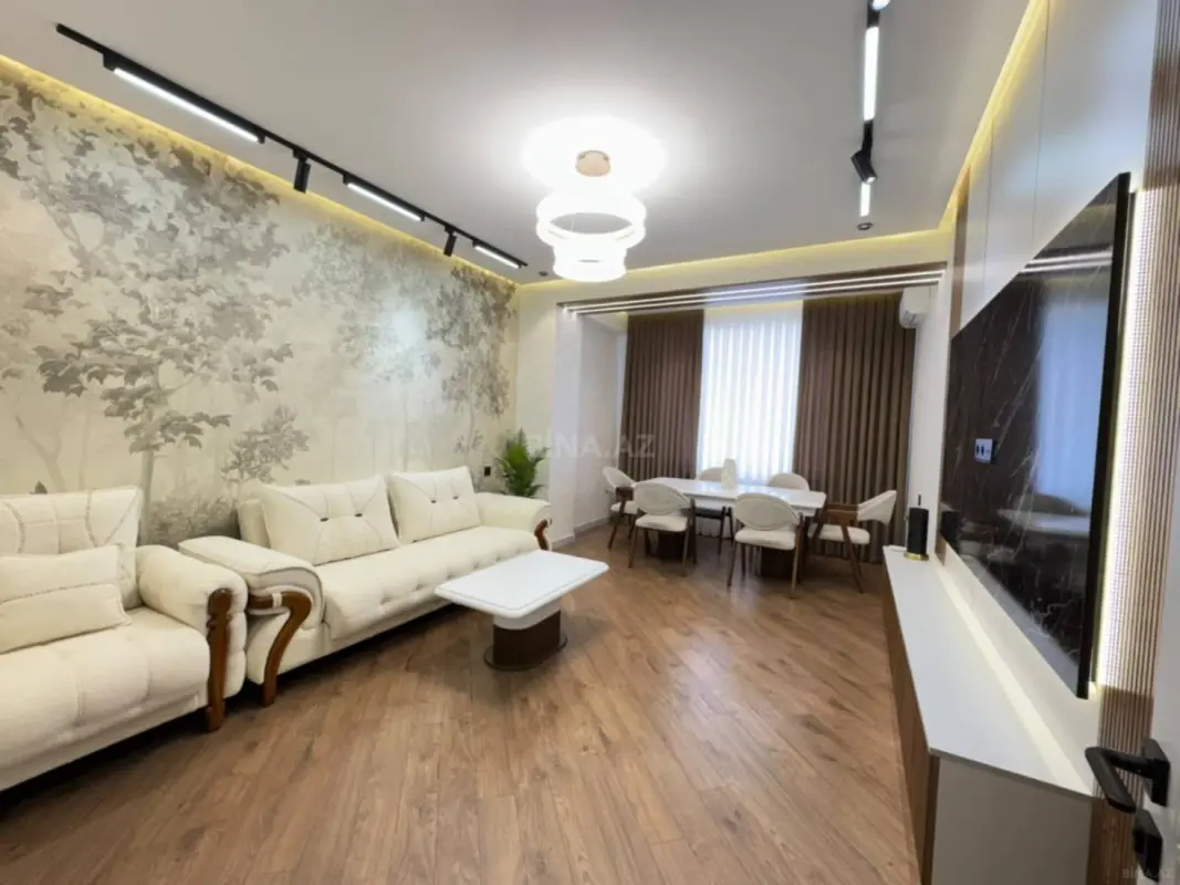 Satılır 3 otaqlı mənzil 105 m²