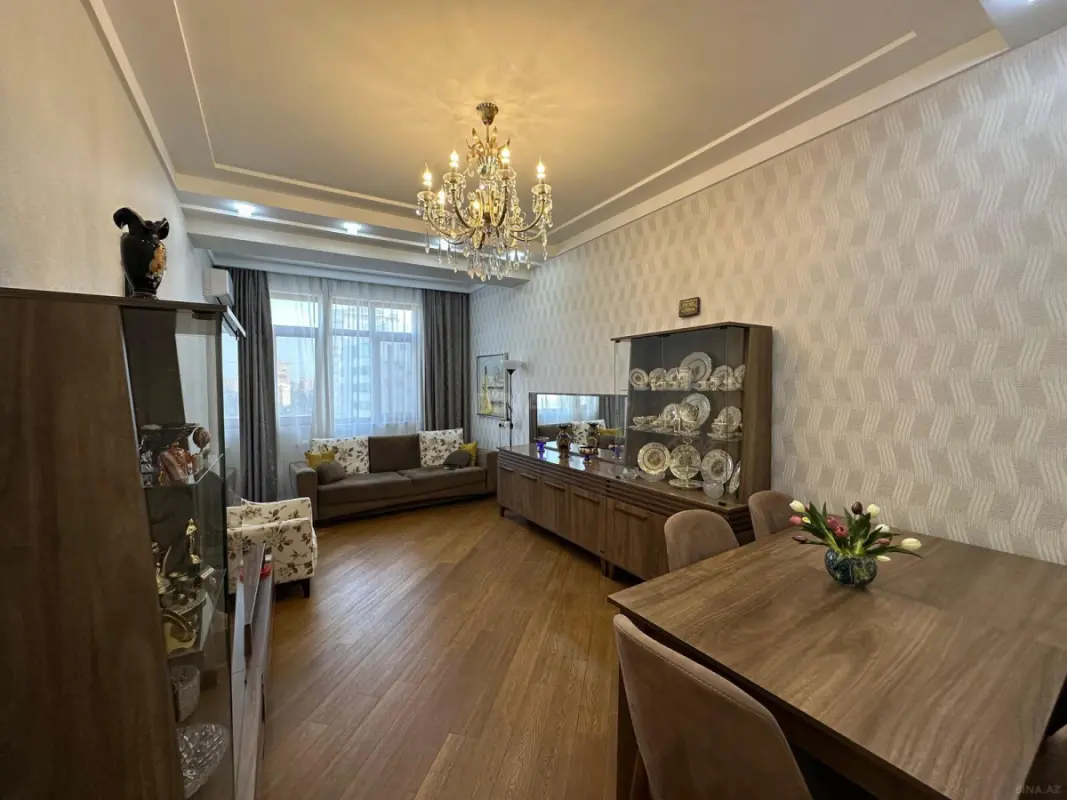 Satılır 2 otaqlı mənzil 75 m²