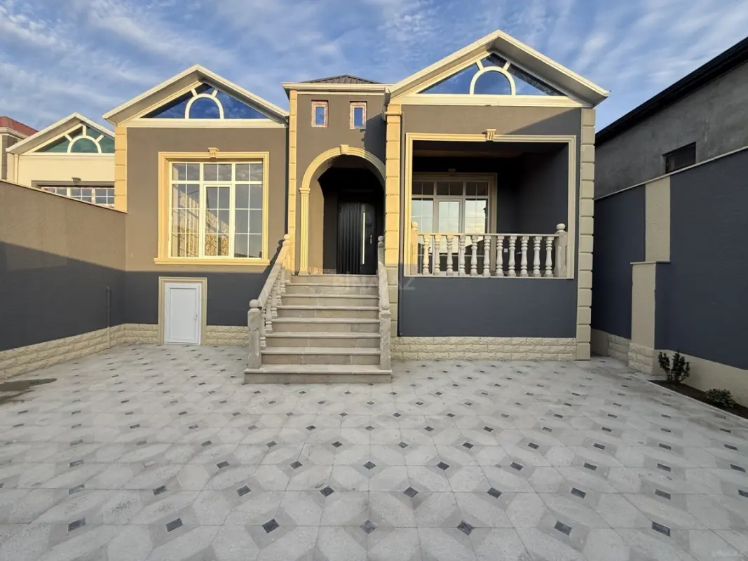 Satılır 4 otaqlı həyət evi 100 m²