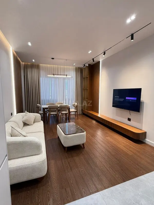 Kirayə verilir 2 otaqlı mənzil 73 m²