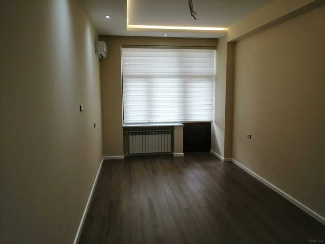 Satılır 2 otaqlı mənzil 85 m²