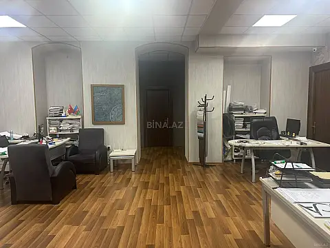 Kirayə verilir obyekt 230 m² — Bakı 230.00 m²