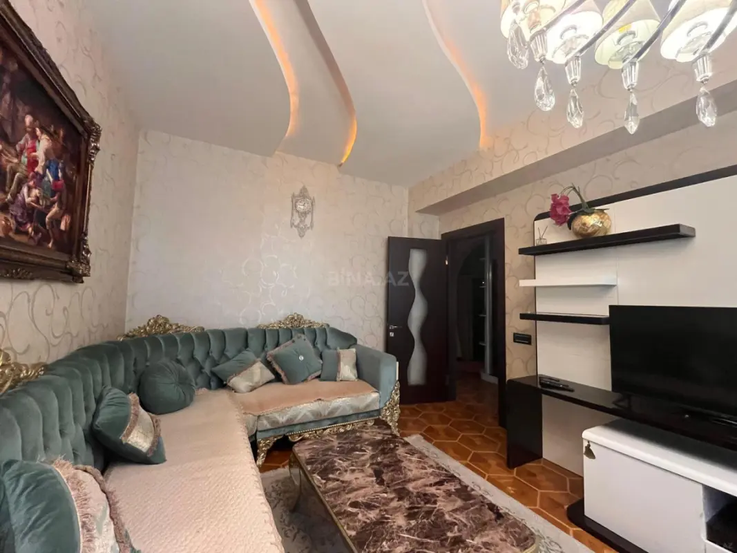 Kirayə verilir 3 otaqlı mənzil 97 m²