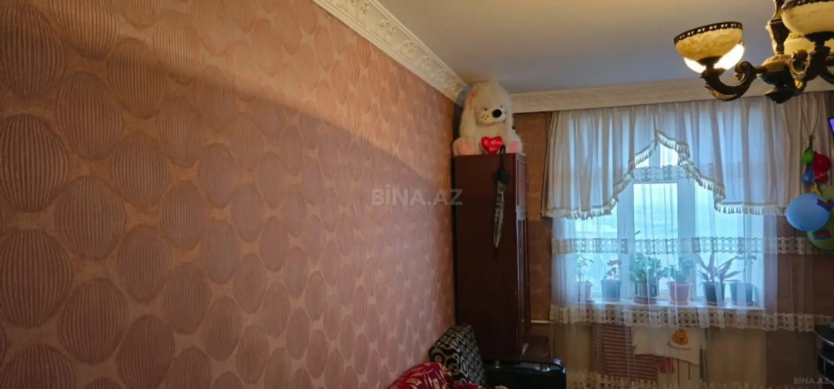 Satılır 5 otaqlı mənzil 120 m²