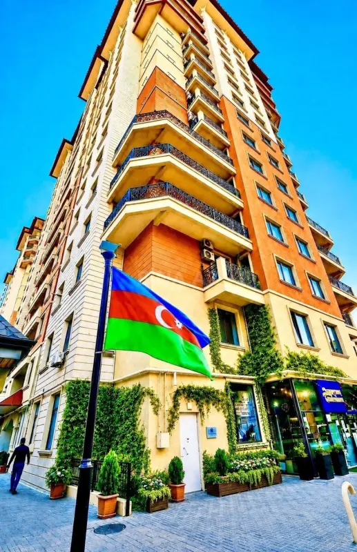 Satılır 2 otaqlı mənzil 90 m²