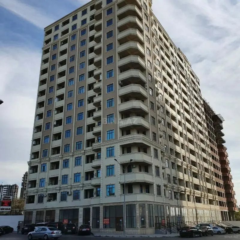 Satılır 3 otaqlı mənzil 127 m²