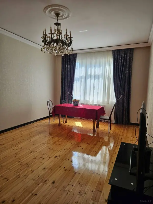 Kirayə verilir 3 otaqlı həyət evi 100 m²