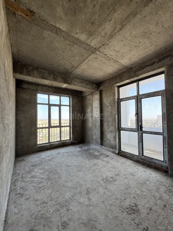 Satılır 2 otaqlı mənzil 65.8 m²