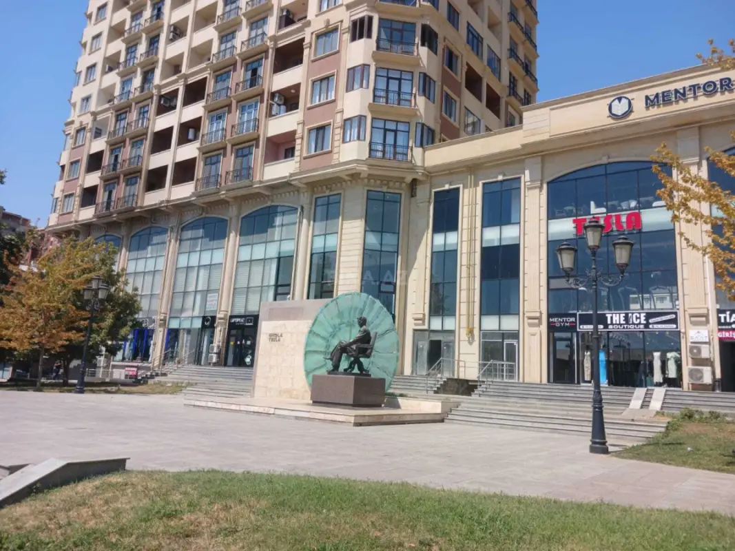 Satılır obyekt 18 m²