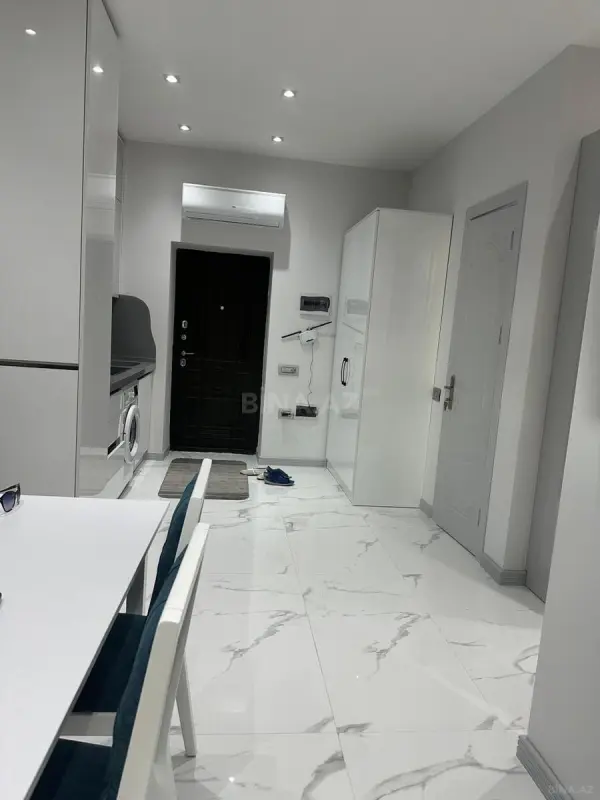 Kirayə verilir 1 otaqlı mənzil 42 m²