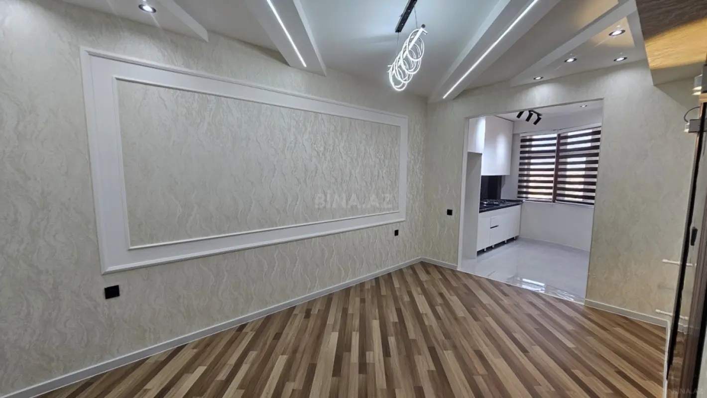 Satılır 4 otaqlı mənzil 100 m²