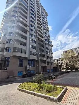 Satılır 3 otaqlı mənzil 165 m² — Bakı, Nəsimi 3 otaq 165.00 m²