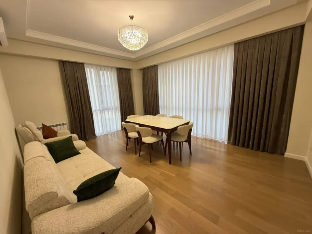 Satılır 2 otaqlı mənzil 63 m²
