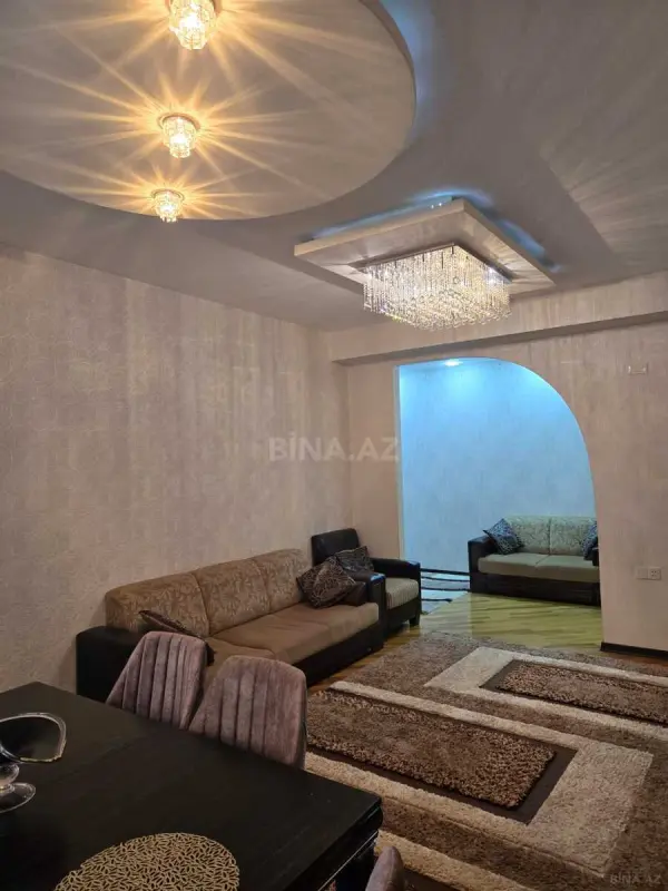 Satılır 3 otaqlı mənzil 117 m²