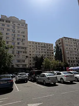 Kirayə verilir 2 otaqlı mənzil 70 m² — Bakı, 8-ci mikrorayon 2 otaq 70.00 m²