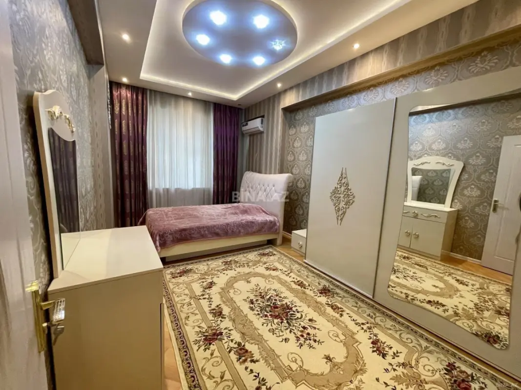 Kirayə verilir 3 otaqlı mənzil 108 m²