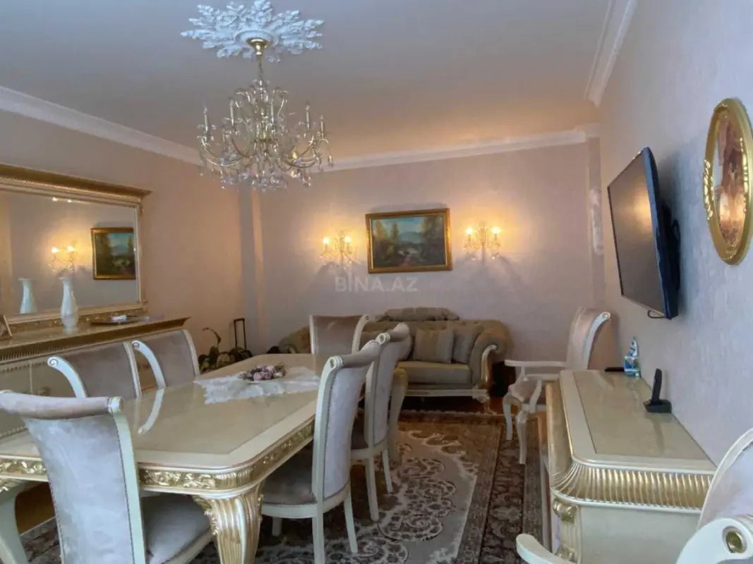 Satılır 2 otaqlı mənzil 76 m²
