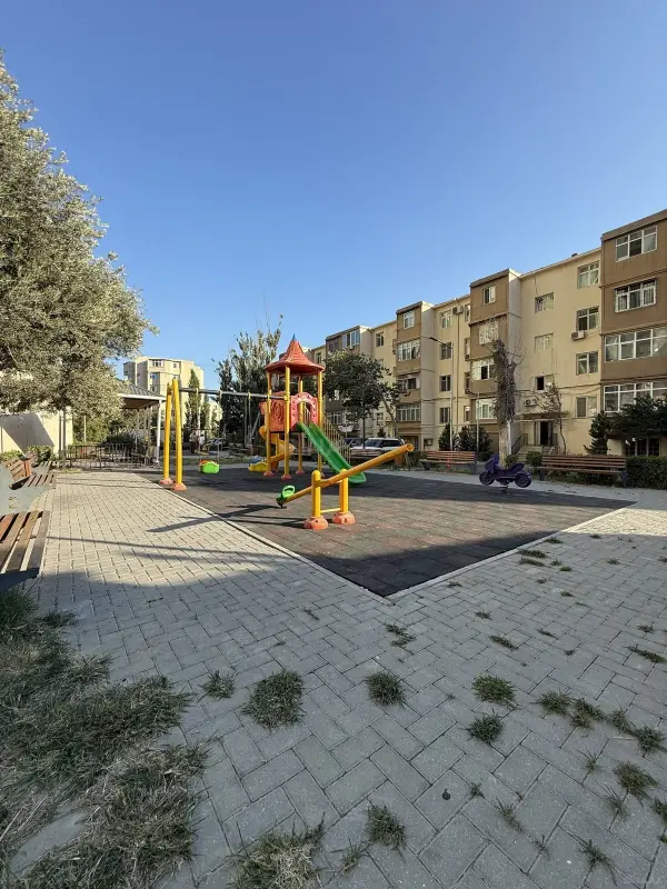Satılır 1 otaqlı mənzil 35 m²