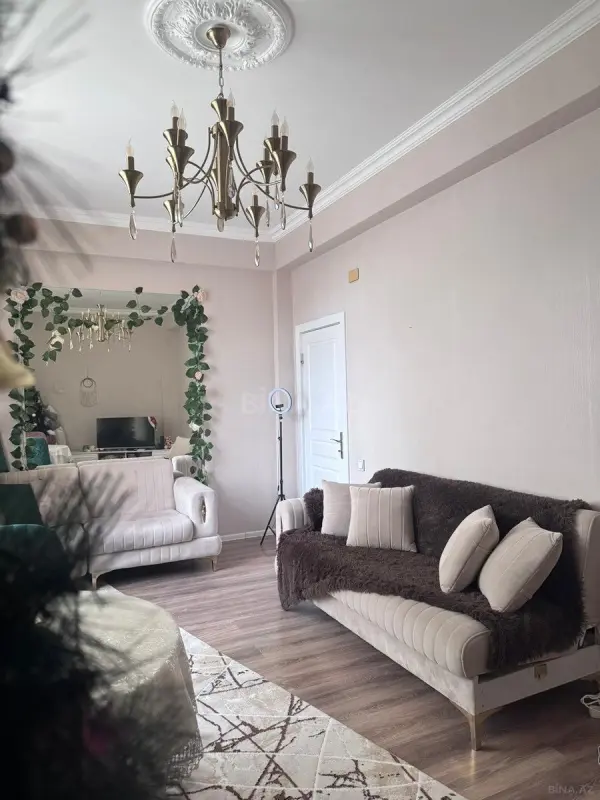 Satılır 3 otaqlı mənzil 90 m²