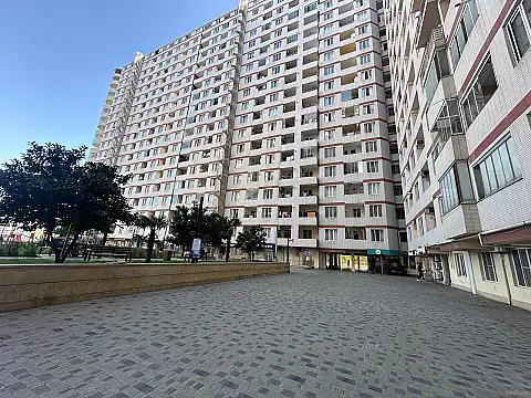 Satılır 3 otaqlı mənzil 130 m² — Bakı 3 otaq 130.00 m²