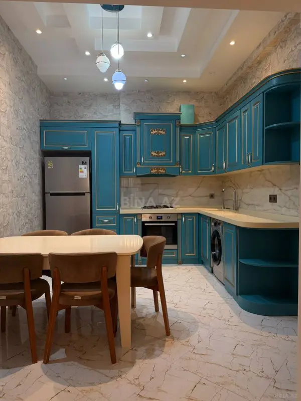 Kirayə verilir 2 otaqlı mənzil 84 m²
