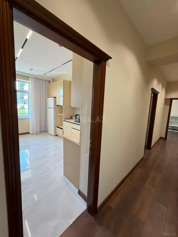 Satılır 3 otaqlı mənzil 120 m²