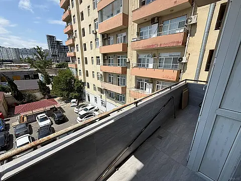 Satılır 3 otaqlı mənzil 120 m² — Bakı 3 otaq 120.00 m²