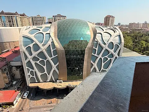Kirayə verilir 3 otaqlı mənzil 105 m² — Bakı, Nərimanov 3 otaq 105.00 m²