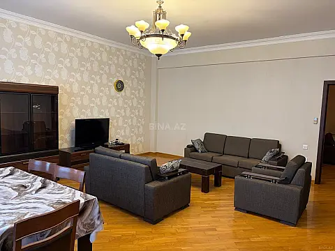 Kirayə verilir 3 otaqlı mənzil 150 m² — Bakı 3 otaq 150.00 m²