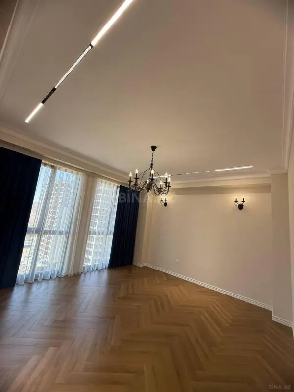 Satılır 2 otaqlı mənzil 70 m²