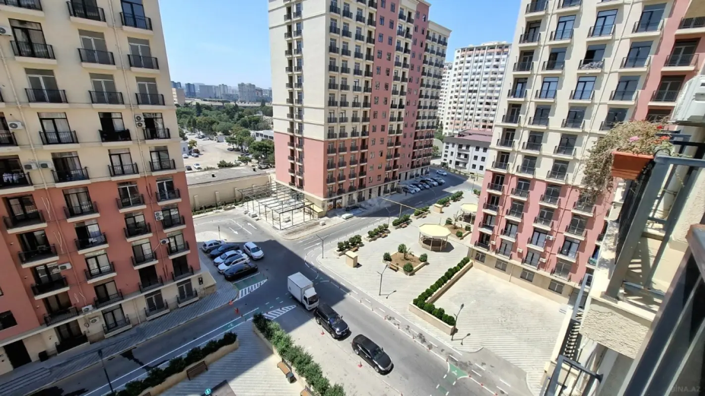 Satılır 2 otaqlı mənzil 68 m²