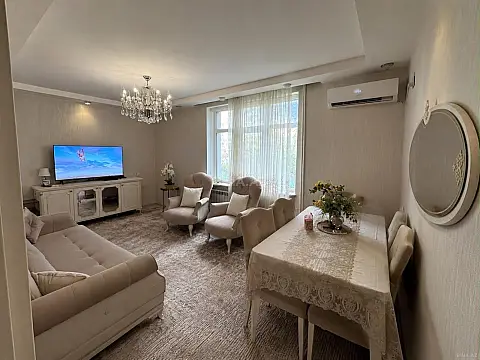 Satılır 2 otaqlı mənzil 65 m² — Bakı, Həzi Aslanov qəs. 2 otaq 65.00 m²