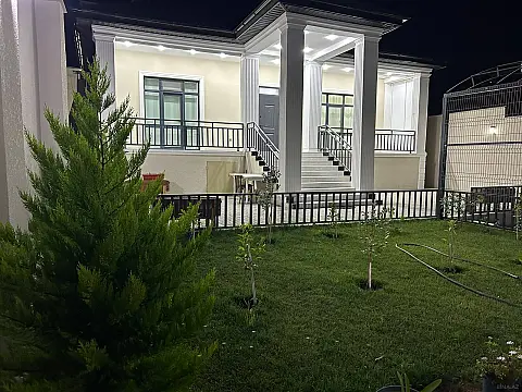 Satılır 3 otaqlı həyət evi 160 m² — Bakı, Həzi Aslanov qəs. 3 otaq 160.00 m²