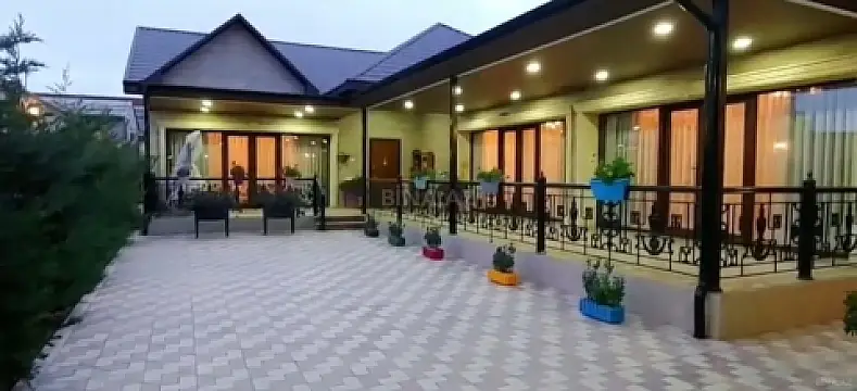 Satılır 5 otaqlı həyət evi 240 m² — Bakı, Mərdəkan 5 otaq 240.00 m²