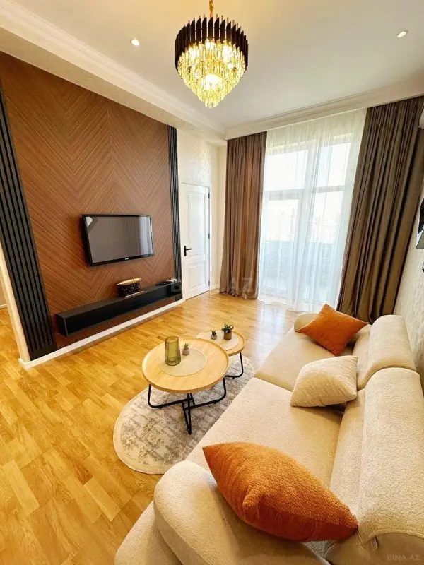 Satılır 2 otaqlı mənzil 72 m²