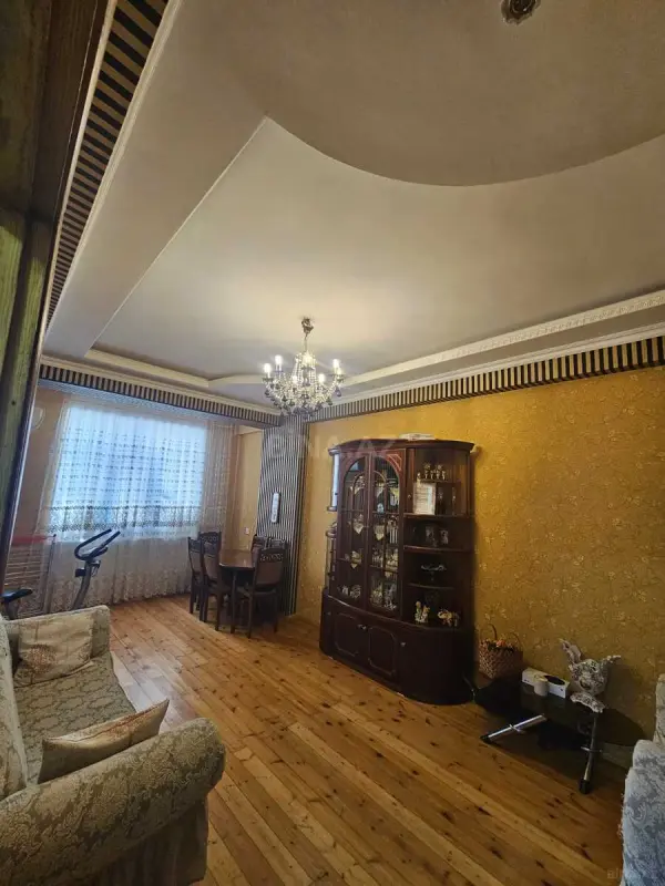 Satılır 3 otaqlı mənzil 60 m²
