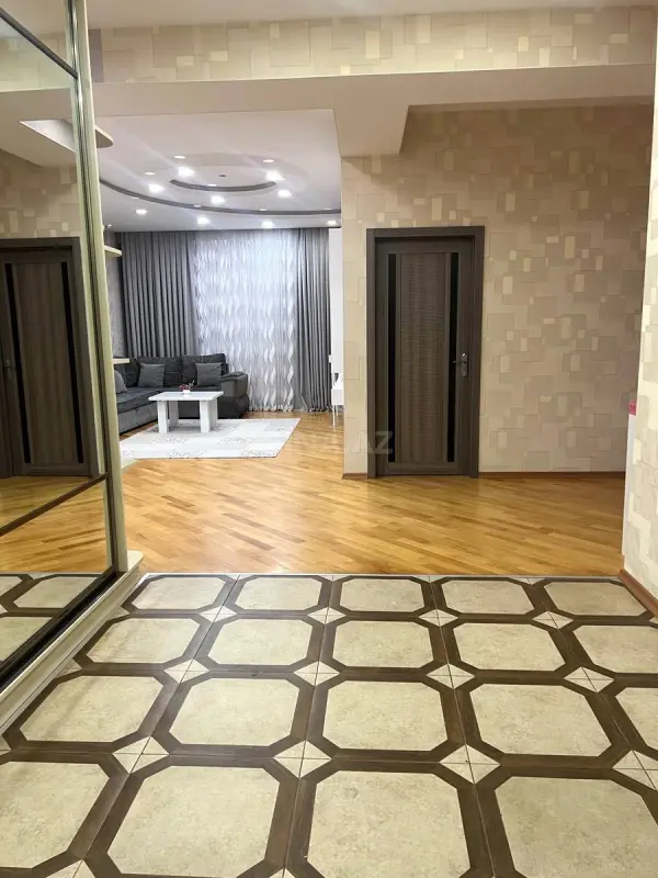 Kirayə verilir 3 otaqlı mənzil 100 m²