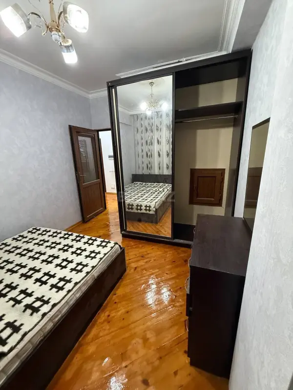 Kirayə verilir 2 otaqlı mənzil 45 m²