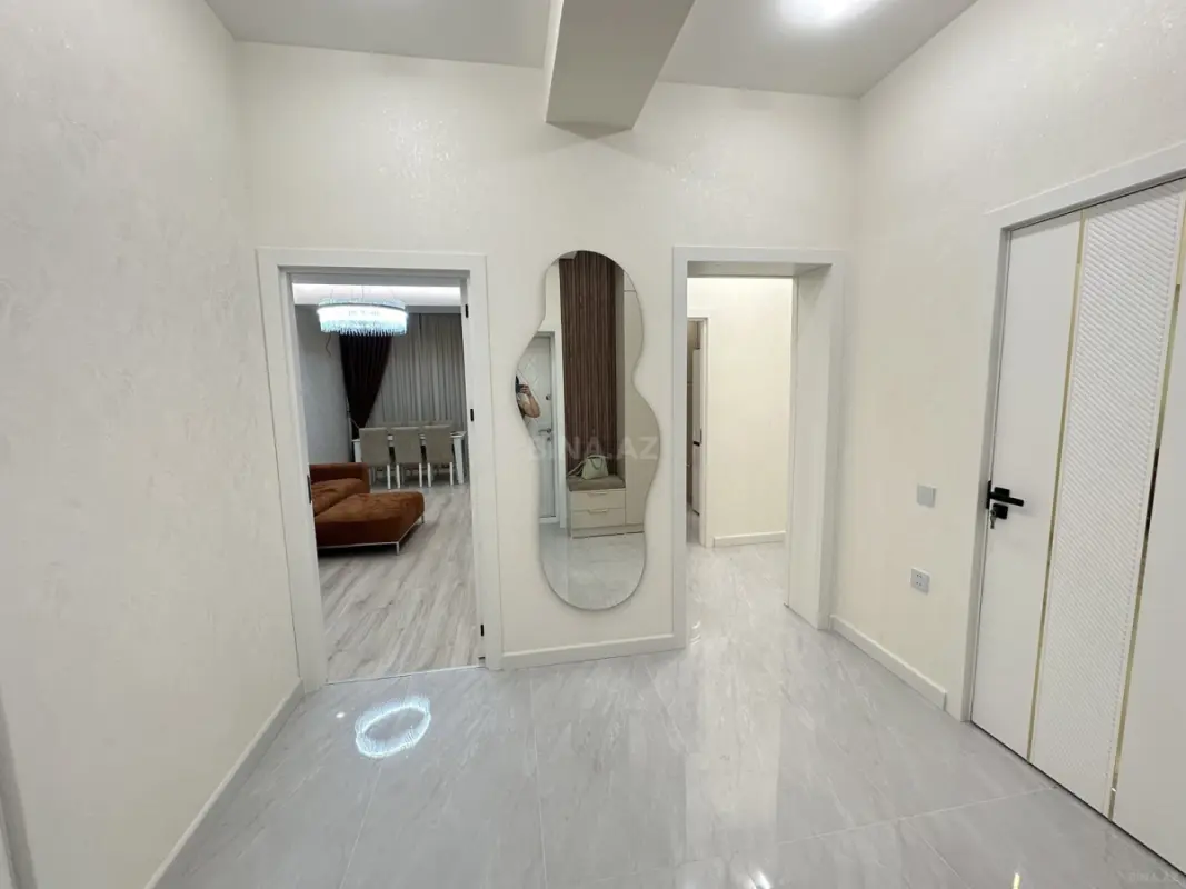 Kirayə verilir 2 otaqlı mənzil 72 m²