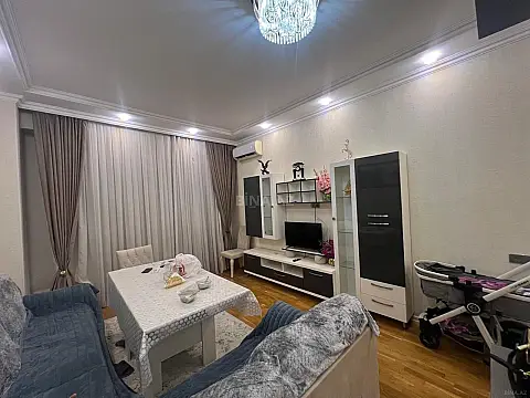 Satılır 3 otaqlı mənzil 75 m² — Bakı, Memar Əcəmi yanı 3 otaq 75.00 m²