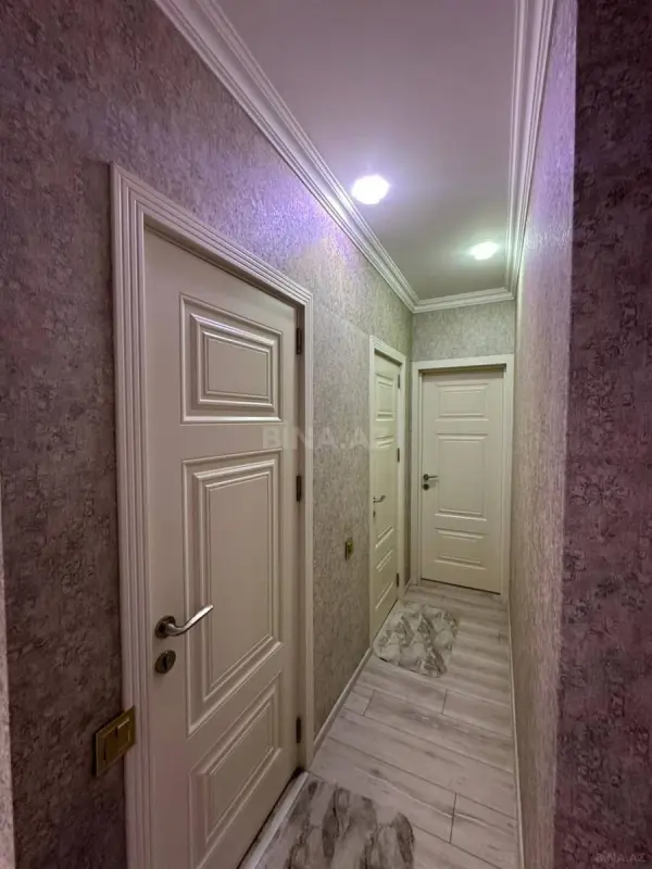 Satılır 4 otaqlı mənzil 110 m²