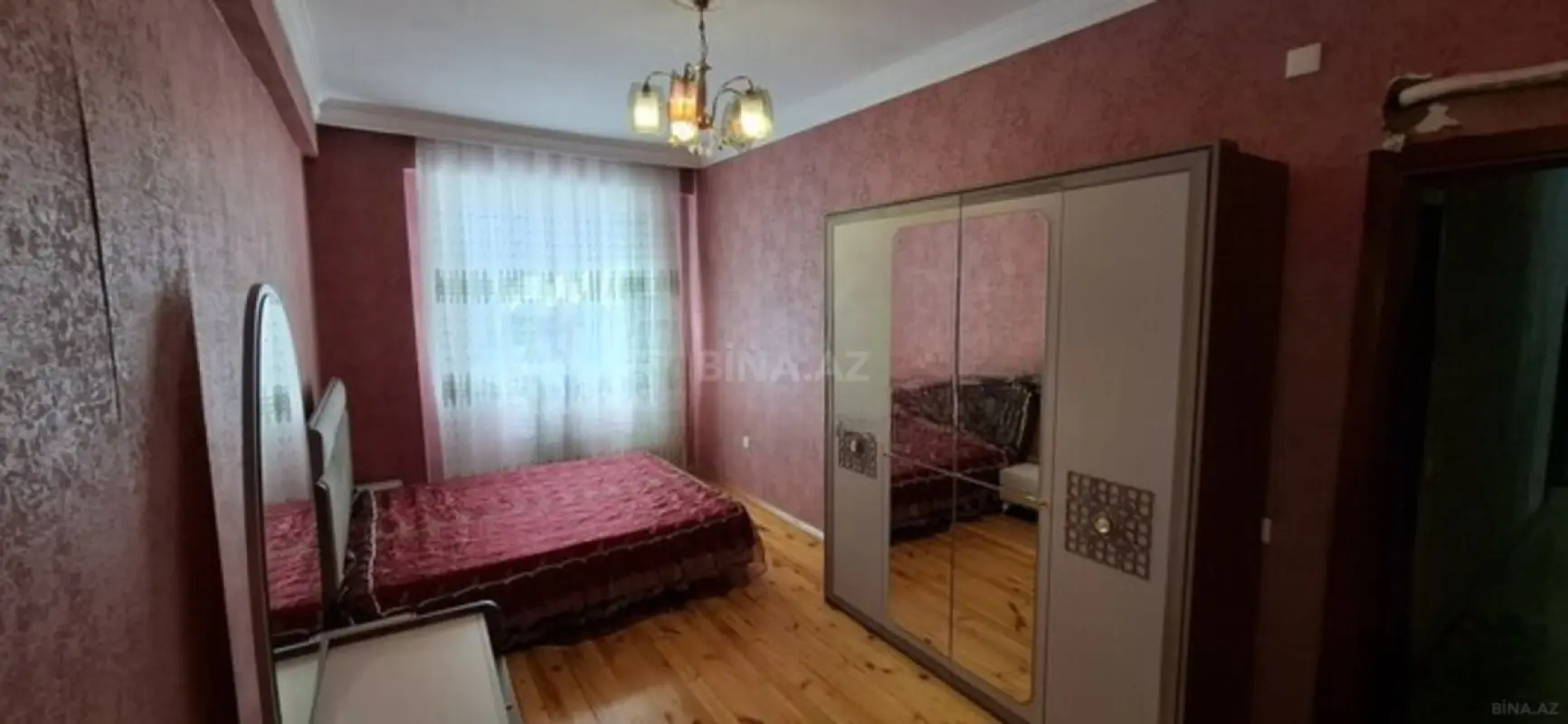 Kirayə verilir 3 otaqlı mənzil 120 m²