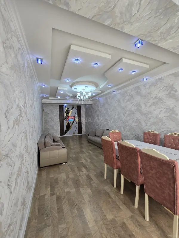 Satılır 3 otaqlı mənzil 110 m²
