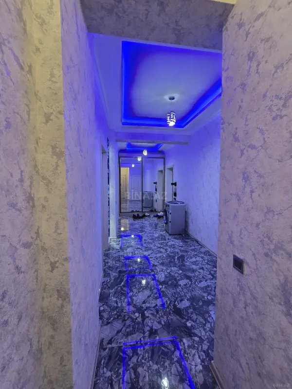 Satılır 3 otaqlı mənzil 101 m²