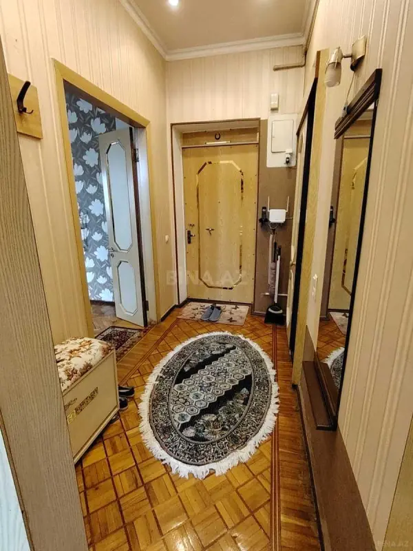 Kirayə verilir 2 otaqlı mənzil 90 m²